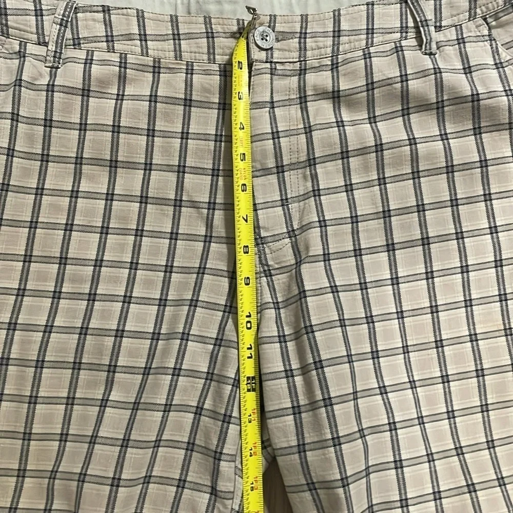 The North Face Men’s Plaid Shorts Size 40 100% Cotton Contemporary Causal